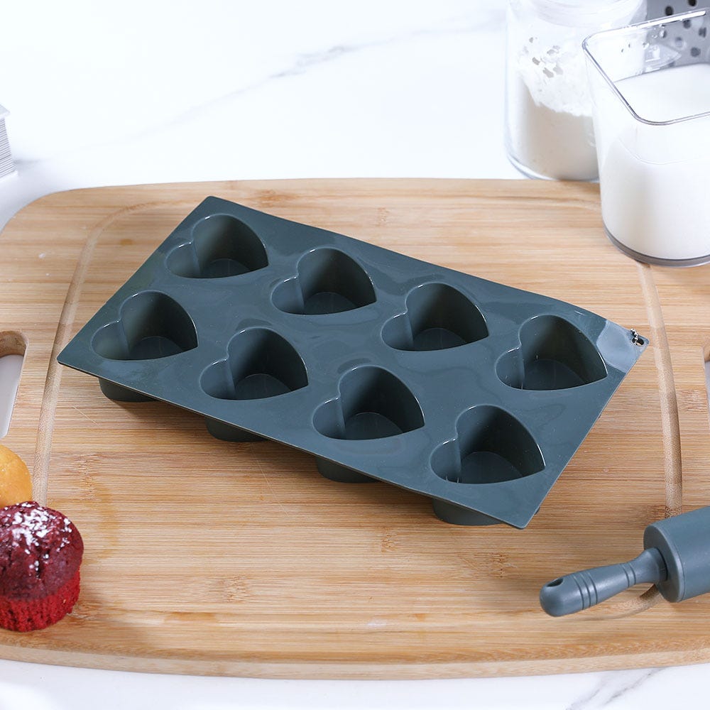 BAKE MAGIC 8 CUPS CAKE SILICONE MOULD_ 16554