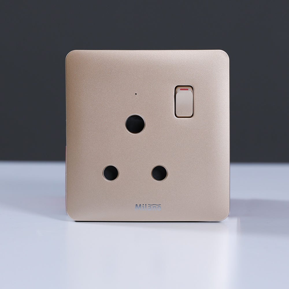 Milano 15A 3 Round Pin Switched Socket