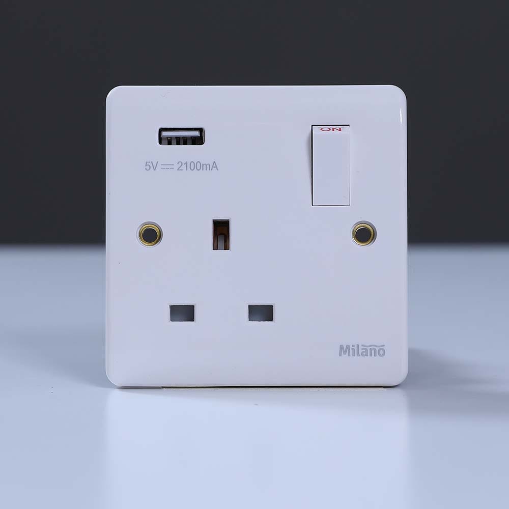 MILANO 13A 1GANG SWITCHED SOCKET_ 2_1 A USB OUTLET