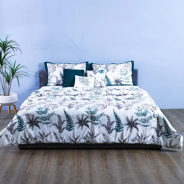 Arianna_Polina King Sor7 Print Comforter Set White