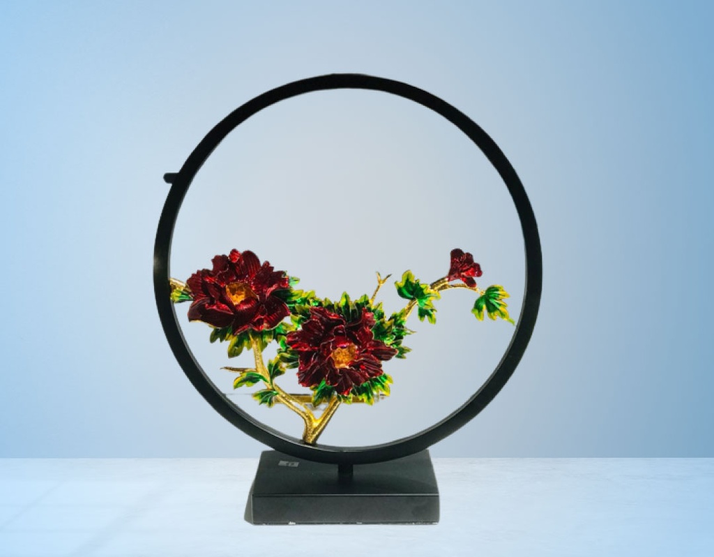 Black Ring Showpiece