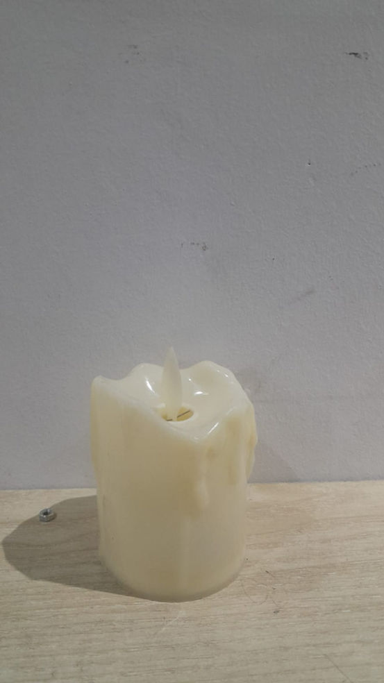 Artificial Candle -s