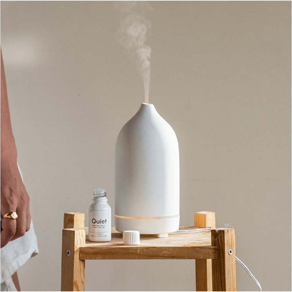 SS22 Tulip Cylinderical Aroma Diffuser White 120ML