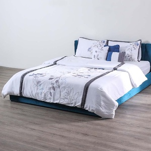 Arianna_Anissa King Sor7 Emb Comforter Set White